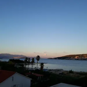 Nika Apartman Trogir